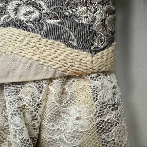 Robert Rodriguez Slate Gray/Cream Lace Brocade Crop Ruffle Jacket Blazer Size 4 - Picture 5 of 10
